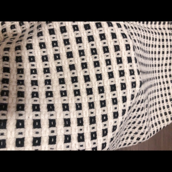 Tweed skirt - Picture 2 of 3